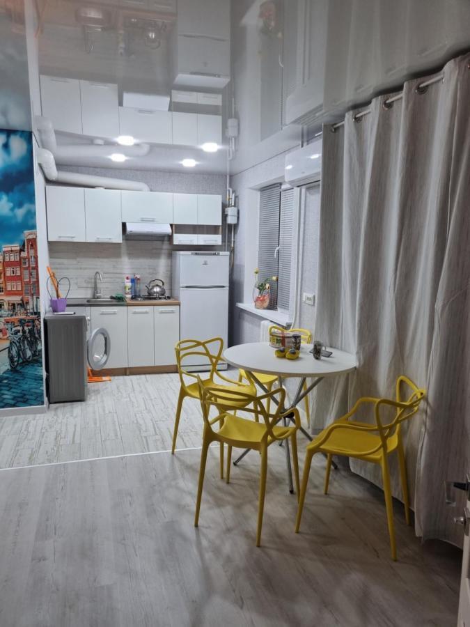 Амстердам Apartment Кременчук Екстериор снимка
