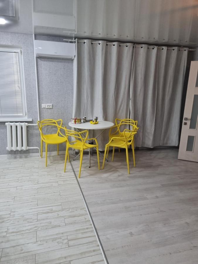 Амстердам Apartment Кременчук Екстериор снимка
