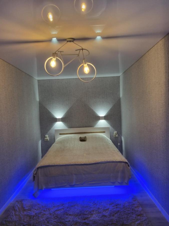 Амстердам Apartment Кременчук Екстериор снимка